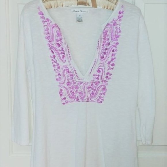 Marisa Christina Tops - *SALE* White Tunic with Fuschia embroidery